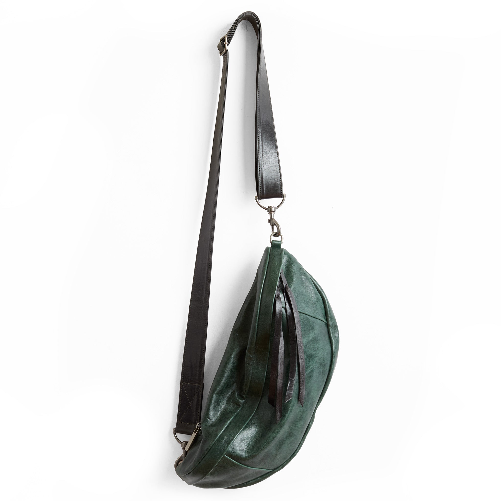 lissa in meadow elk, with two zipper heads with leather pulls