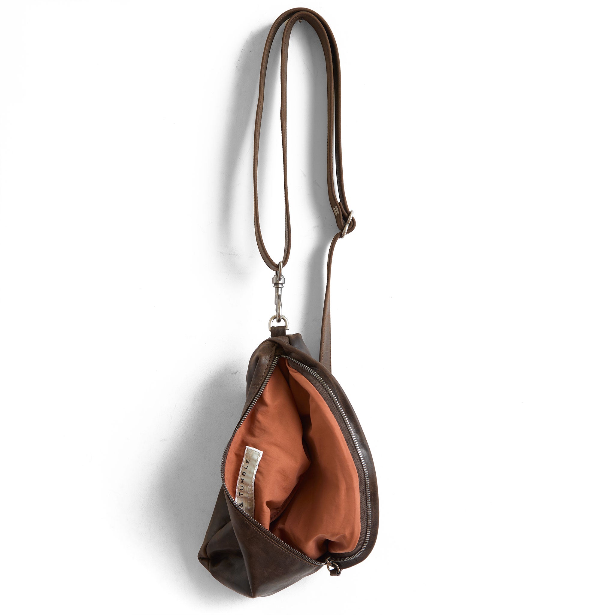 pia in distressed espresso, showcasing interior cider lining
