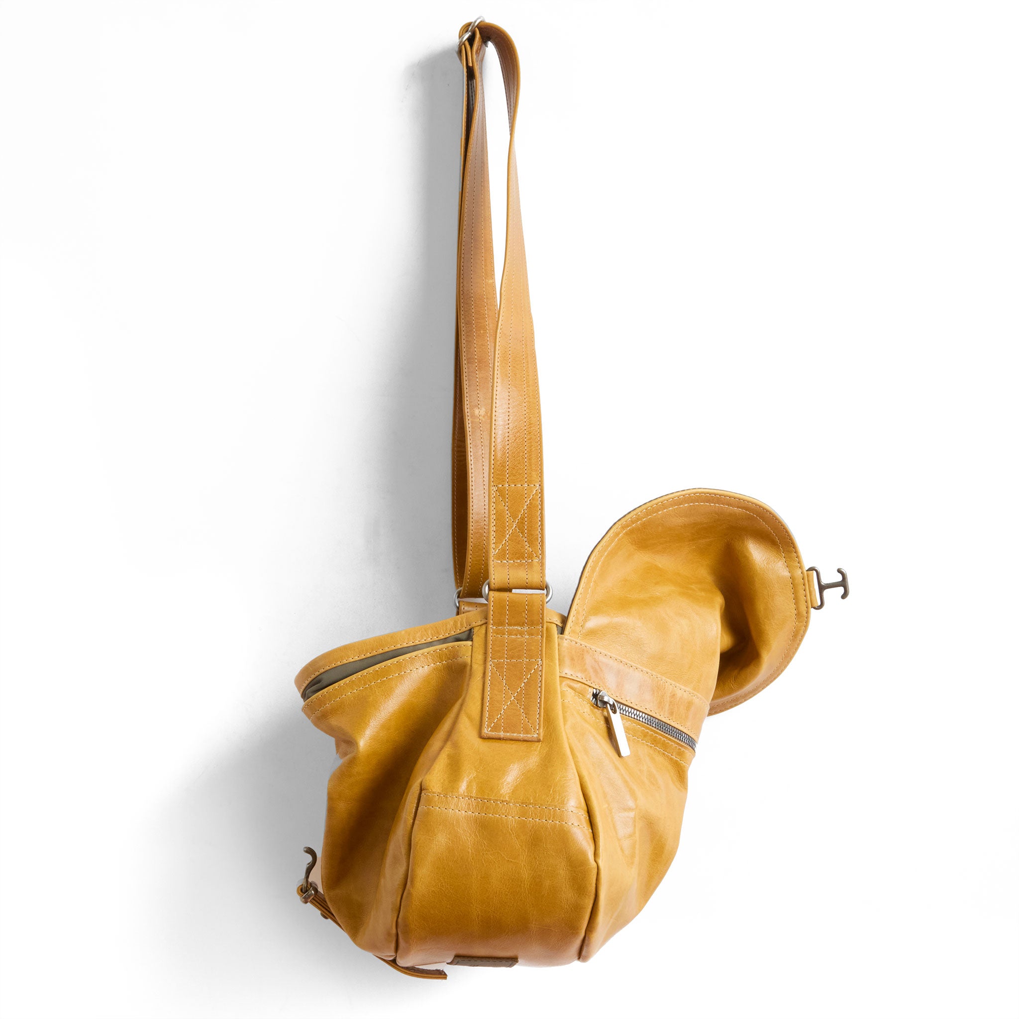 1903 E+W size medium in goldenrod, side view