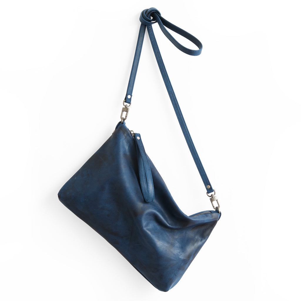 crossbody bag for traveler traveler | crossbody pinot + falcon | berry zip + core grey lining