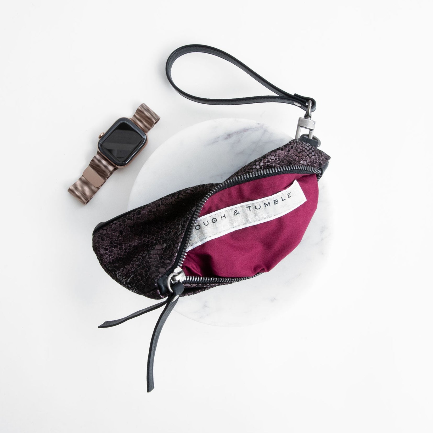 bon bon in purple opal, showcasing interior jam lining