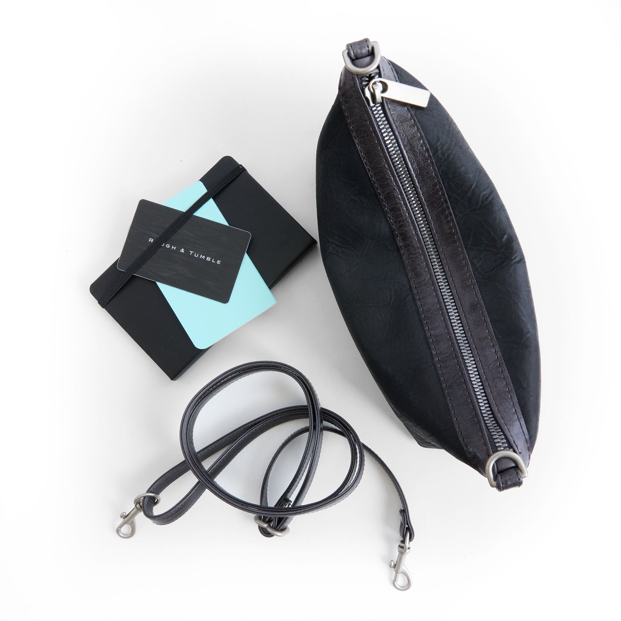 wren in tumbled black with falcon micro trim