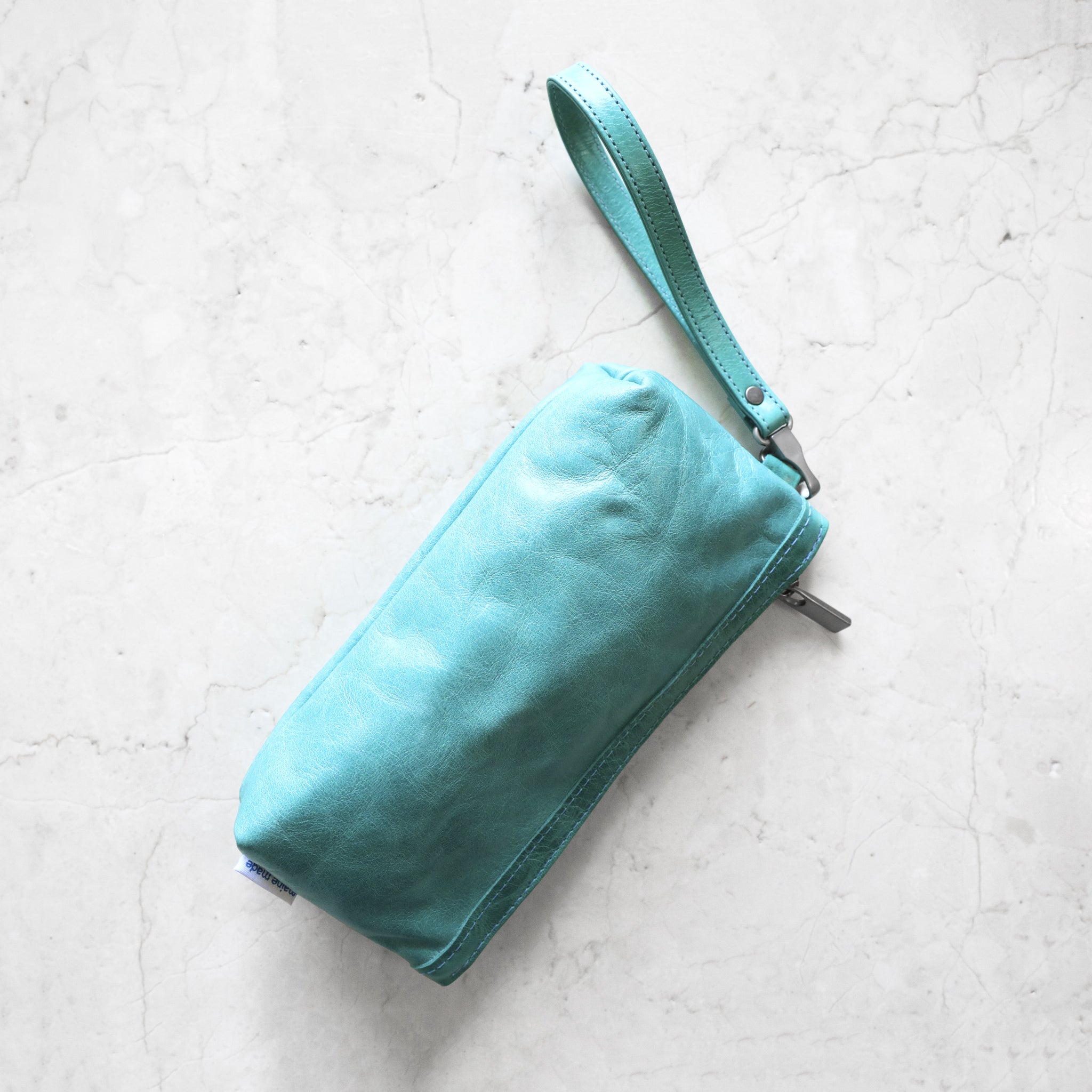 zip pouch with top stripe medium in pool