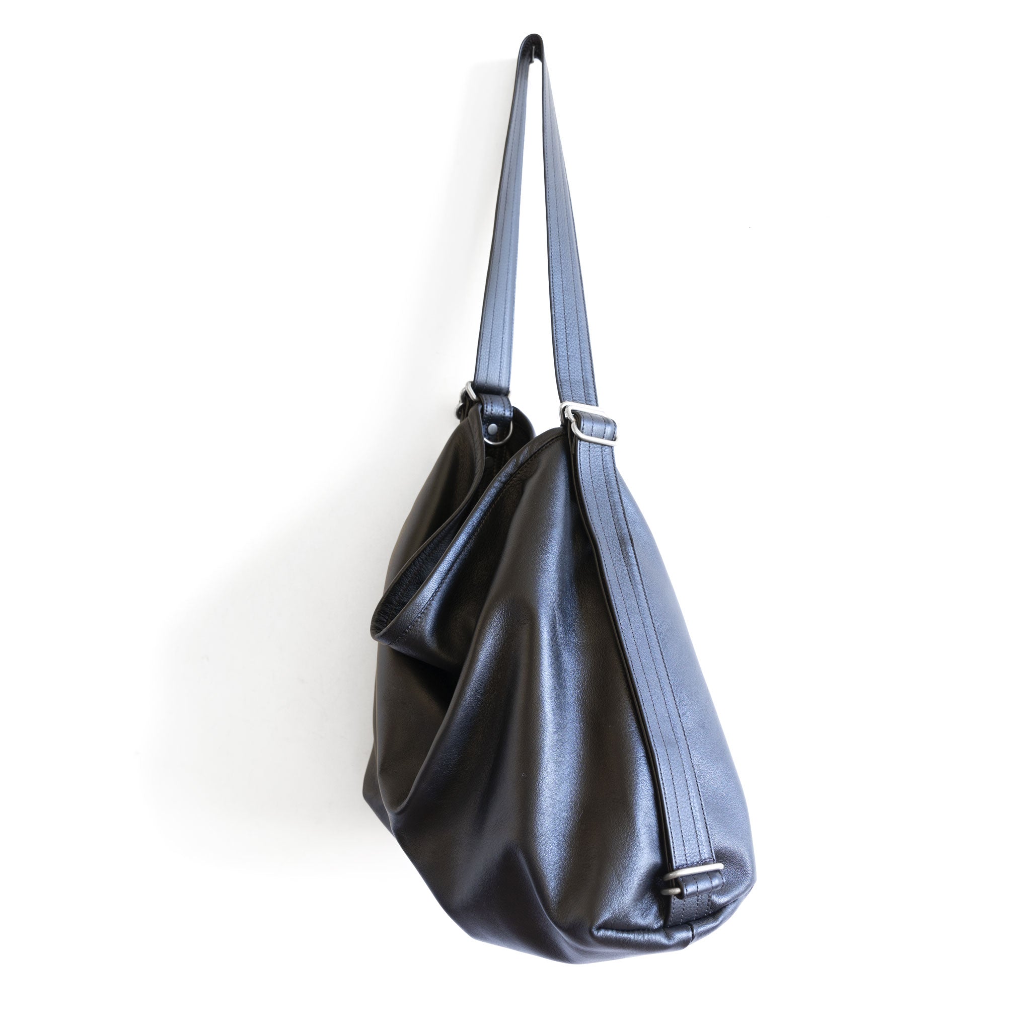 boho e+w adjustable size XL in plonge black strap detail