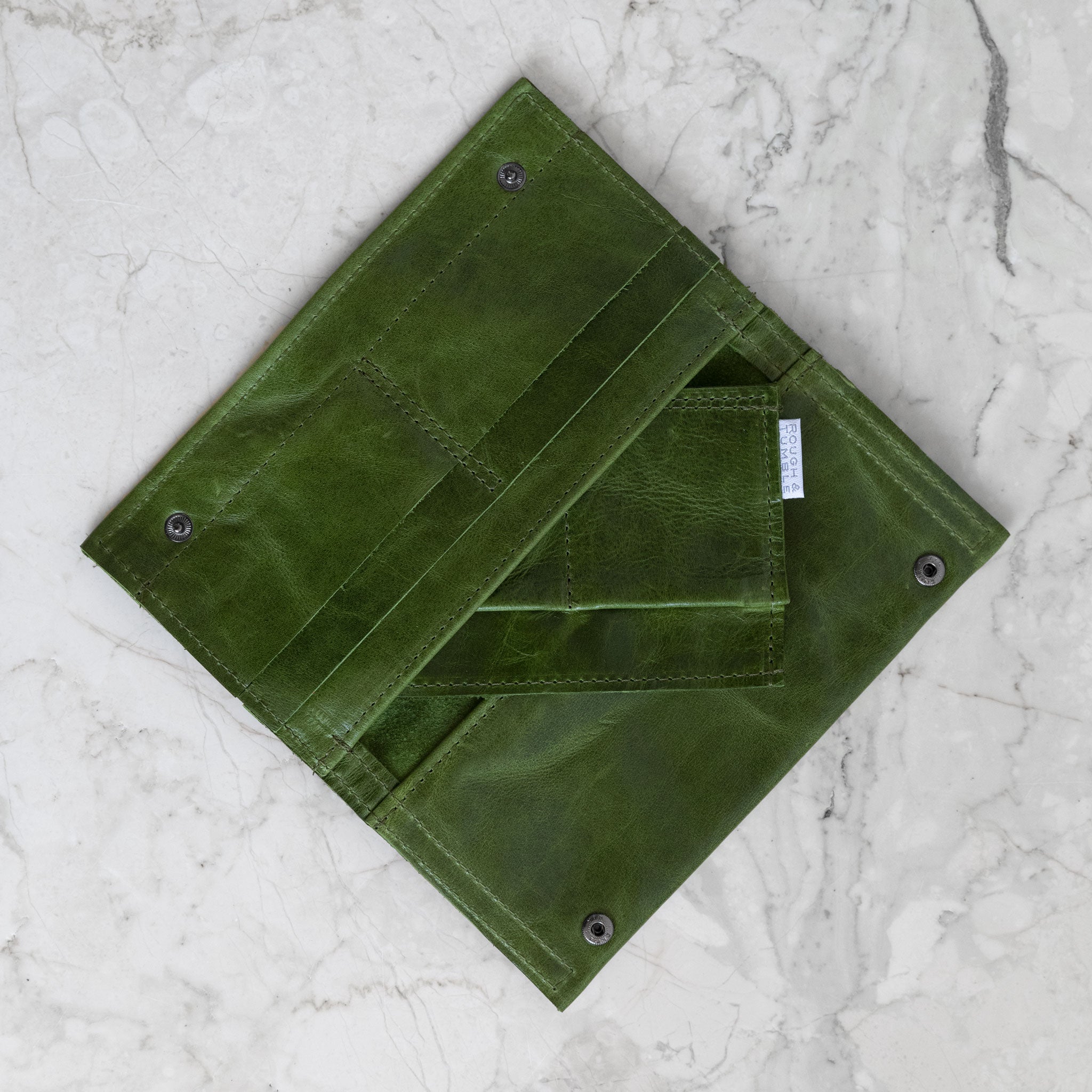 snap wallet in evergreen