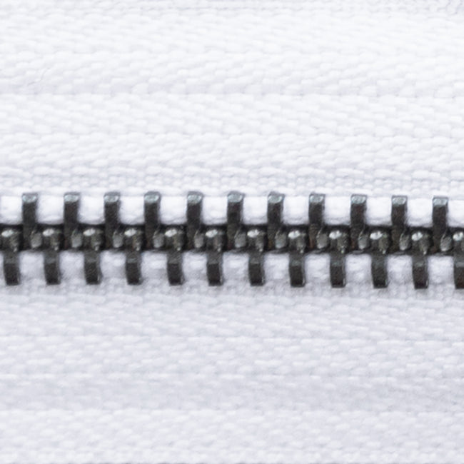 white | antique | zipper swatch